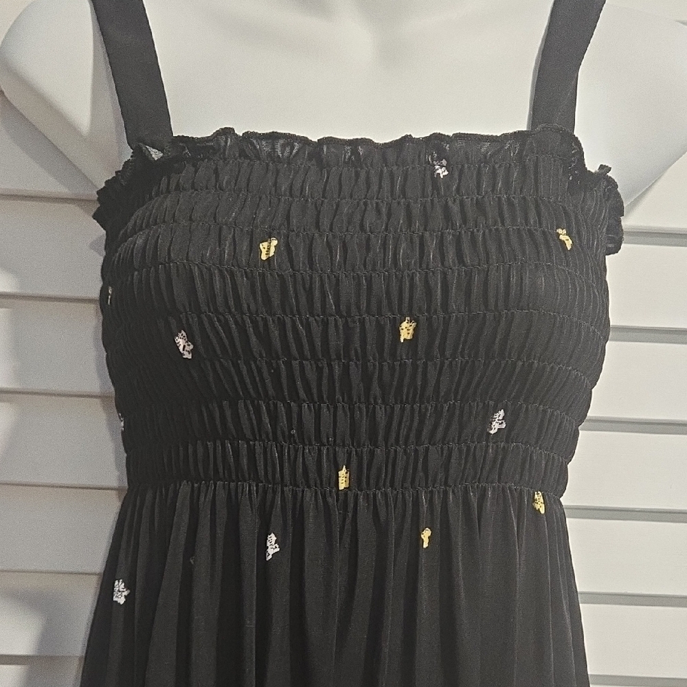 Chic Black Midi Dress with Floral Print - Picture 4 of 5